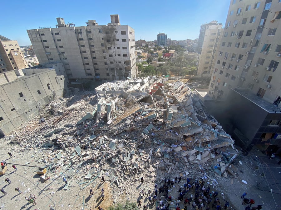 Gaza: la tour detruite dans une frappe israelienne avait ete evacuee