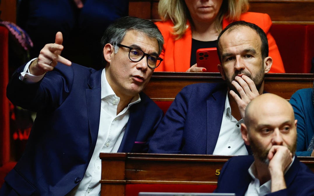 La proposition de destitution portée par LFI est inscrite à l'ordre du jour du bureau de l'Assemblée, qui doit trancher ce mardi à partir de 09h30 sur sa recevabilité.