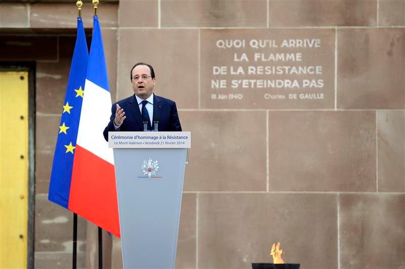 Hollande fait entrer au Panthéon "l'esprit de Résistance"