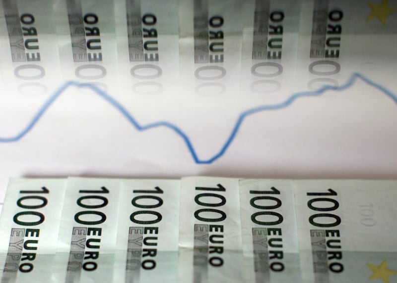 Nouvelle degradation du deficit courant en mai