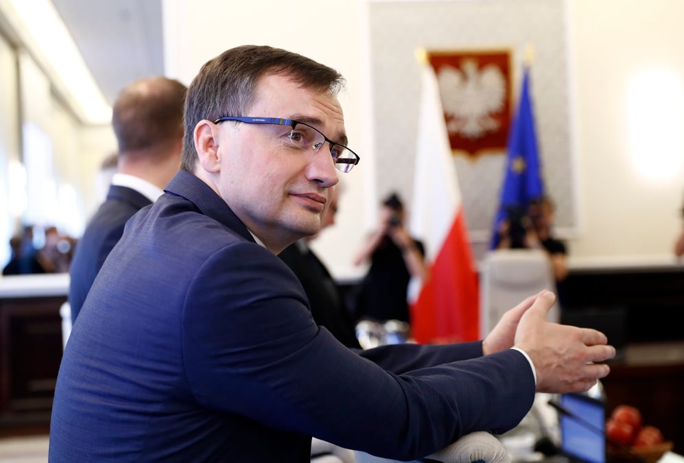 La pologne ne doit pas rester dans l'ue a tout prix, selon un ministre