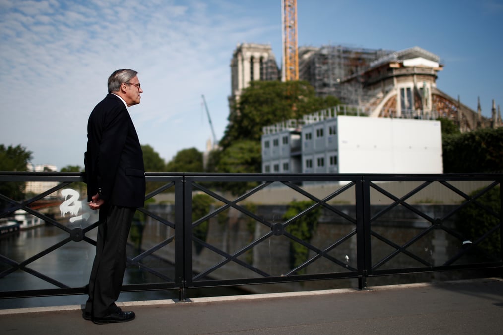 Premier pas vers la reprise du chantier de reconstruction de notre-dame de paris