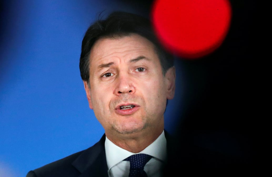 Italie: conte cherche a resoudre la crise provoquee par le depart du parti de renzi