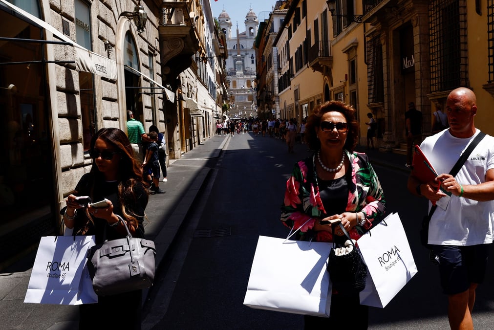 Des gens a rome, en italie