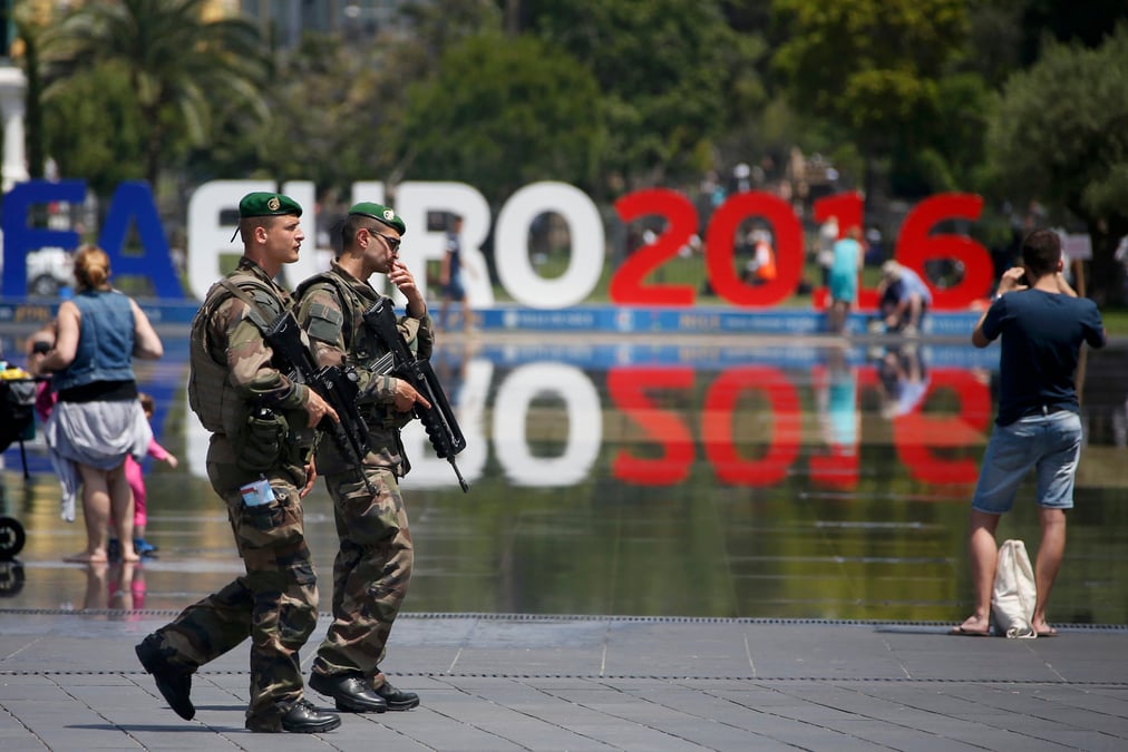 Situation sociale toujours tendue en france a l'approche de l'euro