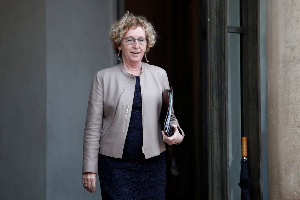 Gouvernement et majorite font amende honorable sur le conge pour le deuil d'un enfant