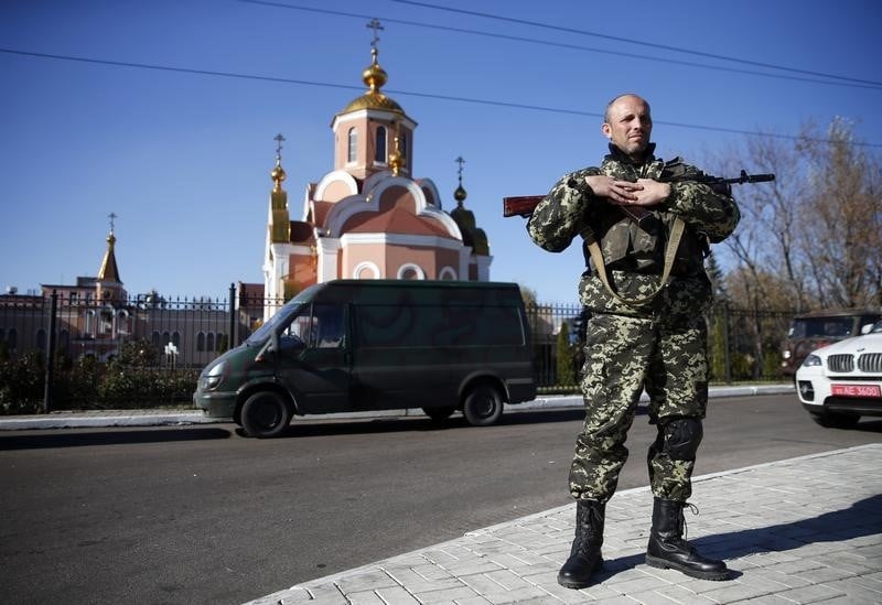 Les rebelles ukrainiens dénoncent une violation de l'accord de paix
