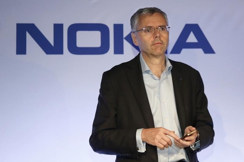 Michel combes refuse de dire s'il quitte alcatel pour altice