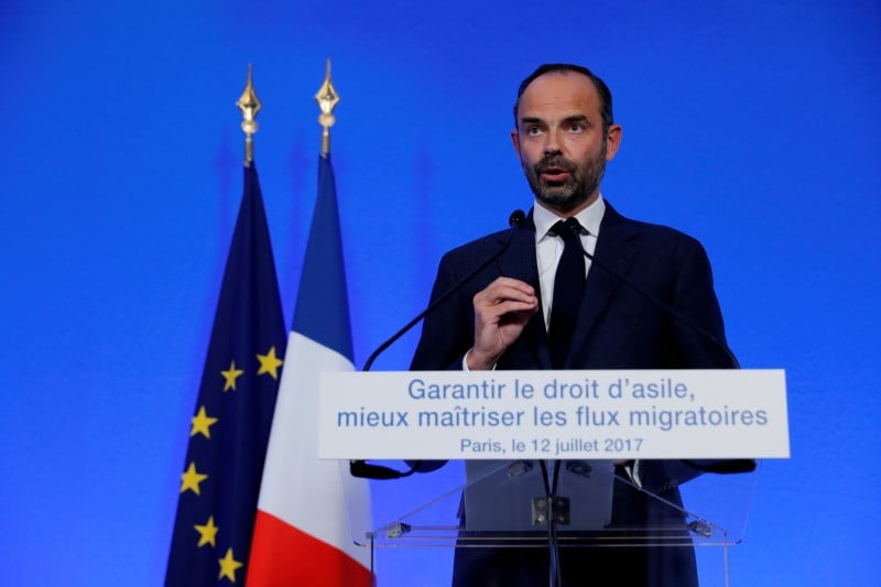 Philippe presente un plan pour faire face aux migrations