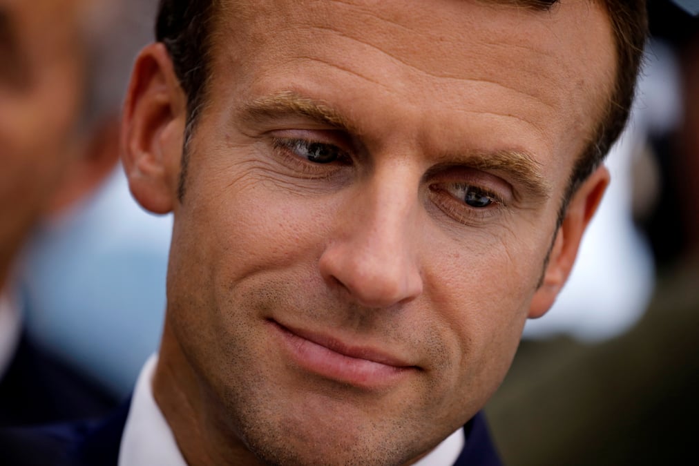 Selon collomb, macron va "rectifier certains points"