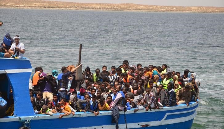 La marine tunisienne porte secours a 487 migrants en mediterranee