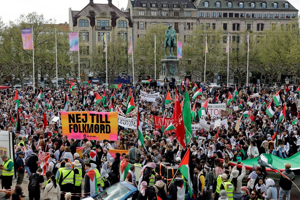 Des milliers de personnes s'étaient en effet rassemblées samedi à Malmö pour protester contre la participation d'Israël à la finale du concours.