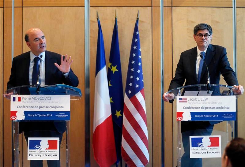 Priorité à la croissance en France comme aux USA, dit Moscovici