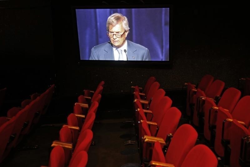 Vincent bollore remanie la direction de la redaction d'itele