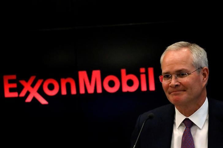Exxon mobil reorganise ses poles raffinage et chimie