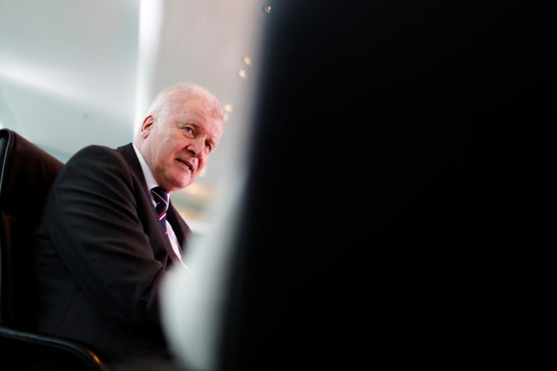 Brexit: seehofer deplore la rigidite de bruxelles, craint pour la securite