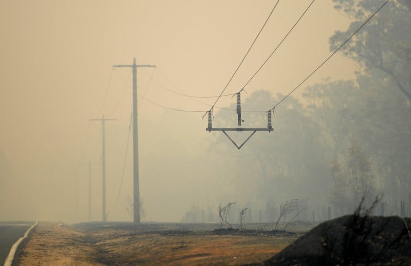 Le bilan des incendies monte a 28 morts en australie