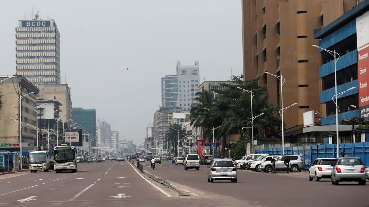 Une centaine de morts dans le nord-ouest de la rdc, campagne suspendue a kinshasa