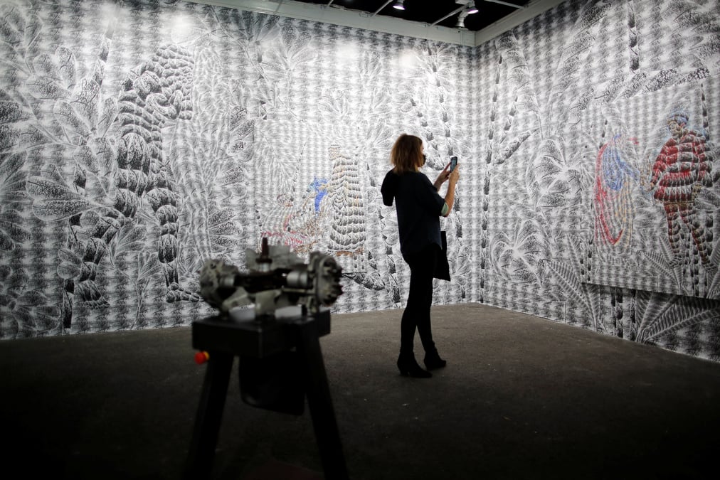 Le grand palais choisit art basel pour succeder a la fiac en octobre
