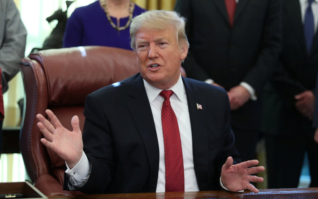 Trump dit avoir eu l'assurance de ne pas etre vise par l'enquete russe