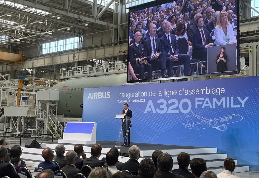 L'inaguration d'une nouvelle chaine d'assemblage airbus  a toulouse