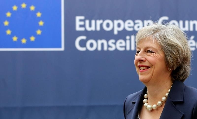 A bruxelles, may evoque les conditions du brexit