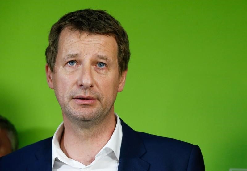 Jadot pourrait se retirer en cas d'accord avec hamon
