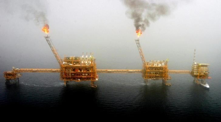 Washington veut aider ses allies a reduire les importations de petrole d'iran