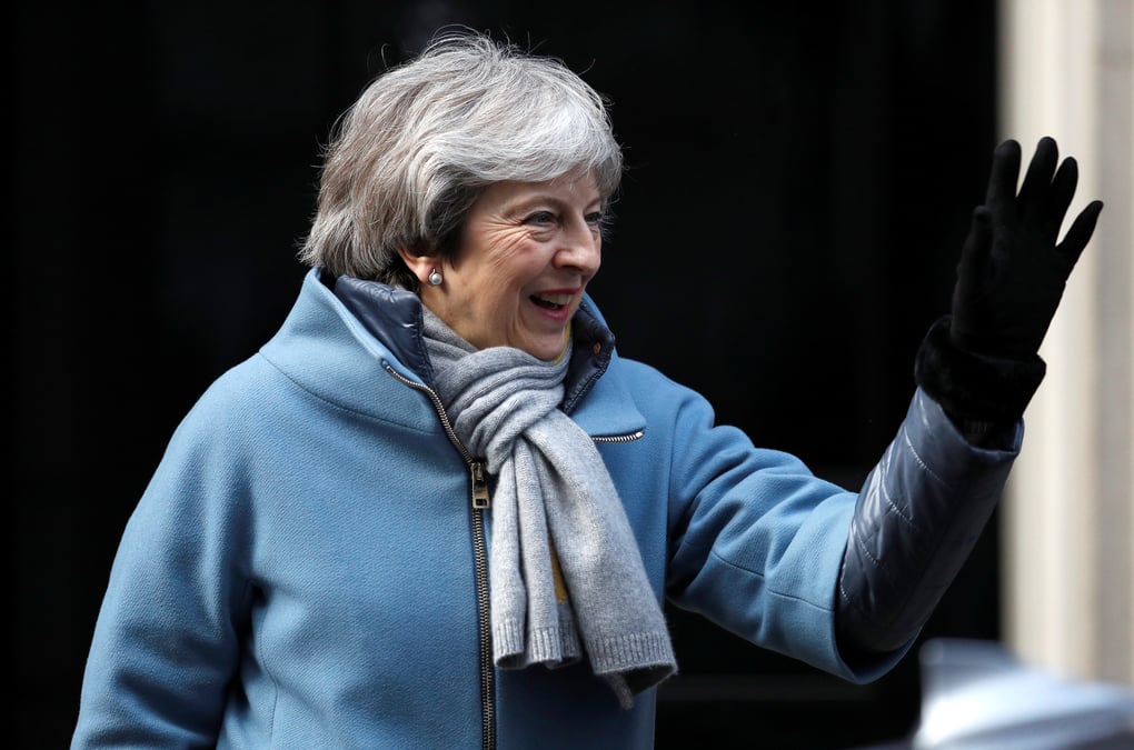 L'ue aimerait se debarrasser de theresa may