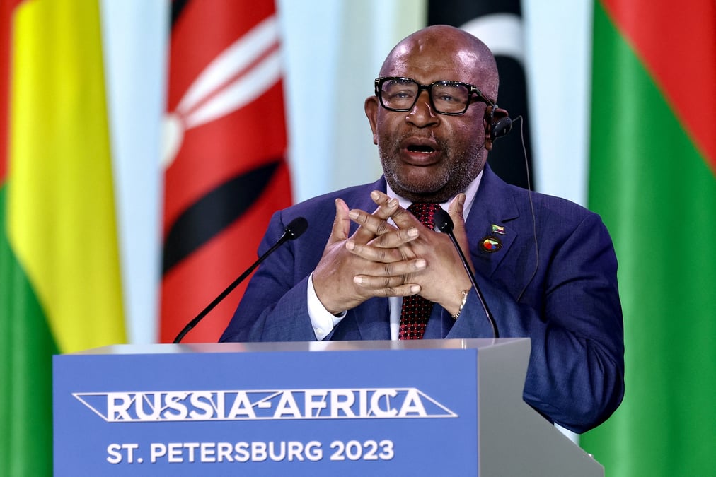 Azali assoumani, president de l'union africaine, s'exprime lors du russie-afrique a saint-petersbourg.