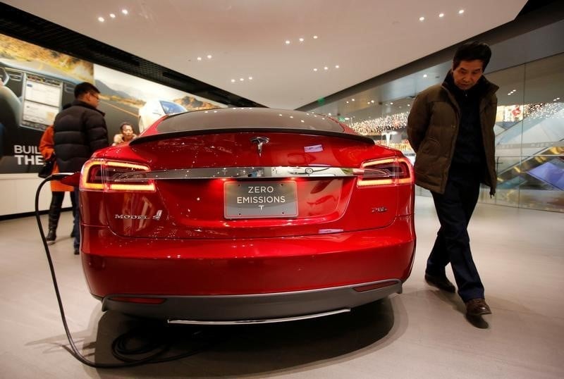 Premier accident en chine d'une tesla en "pilotage automatique"