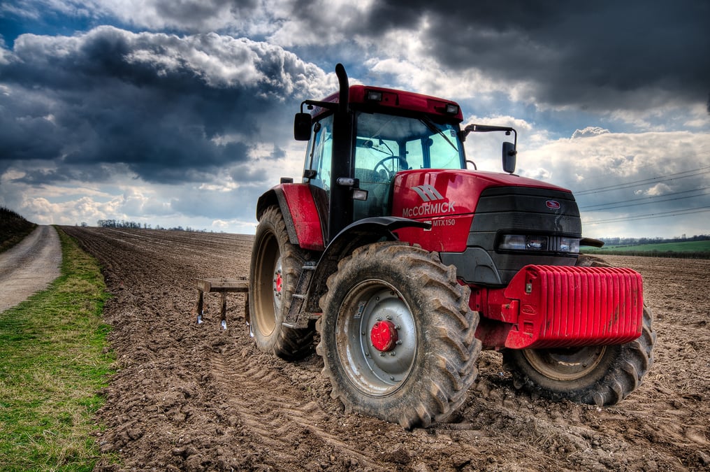 Agriculture, tracteur, sol, agroalimentaire, céréales, ferme, paysan, McCormick,