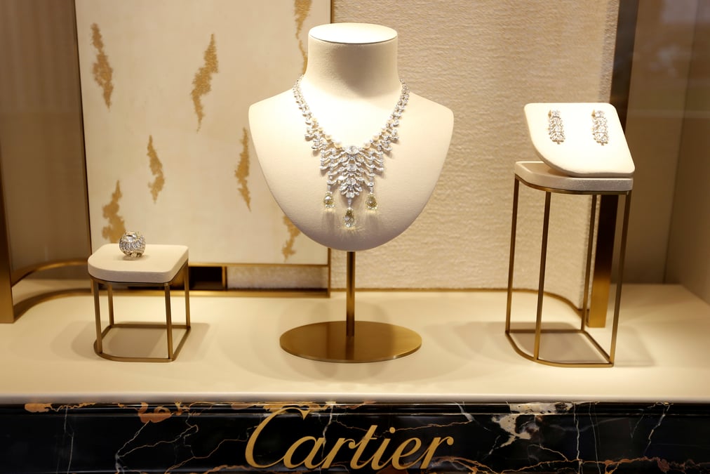 Richemont: des ventes en legere hausse au 3e trimestre, tirees par cartier et l'asie