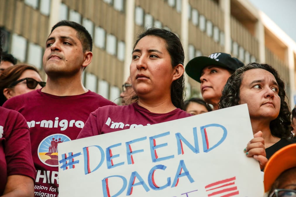 Les jeunes migrants clandestins dans le collimateur de trump