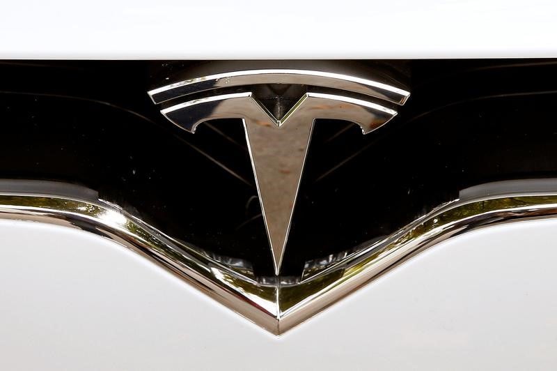 Tesla: le ca bat le consensus au deuxieme trimestre, objectif de vente confirme