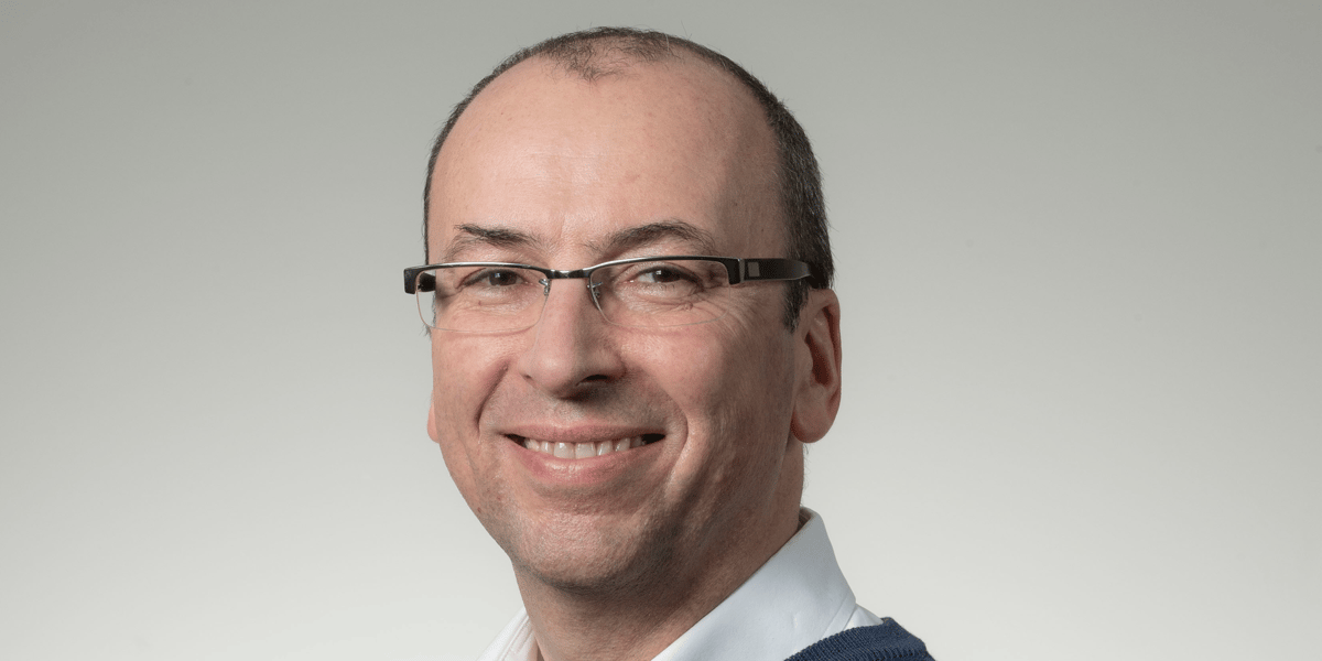Anciennement fondateur de Nextdoor (désormais Wojo), Philippe Morel, signataire de la tribune est le co-fondateur et président de Dynamic-Workplace, qui accompagne les entreprises dans la transformation de leur environnement de travail au profit d'une expérience client augmentée.