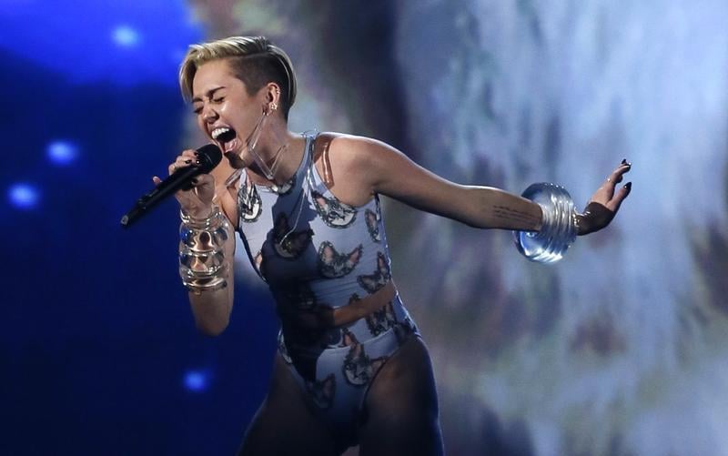 MTV désigne Miley Cyrus artiste de l'année 2013
