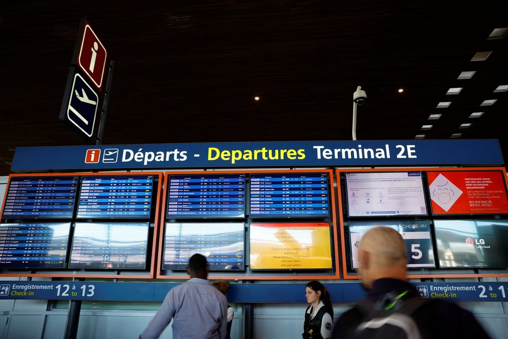 Nouvelles perturbations a roissy, preavis de greve depose du 8/06 au 10/06