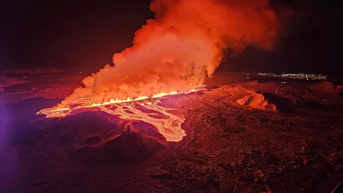 Eruption d'un volcan en islande