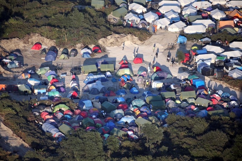 Hollande se rend lundi a calais
