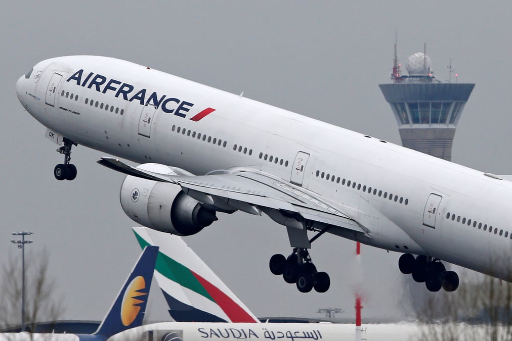 Air france prevoit d'assurer 75% de ses vols mardi