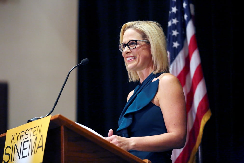 Midterms: victoire de la democrate kyrsten sinema en arizona