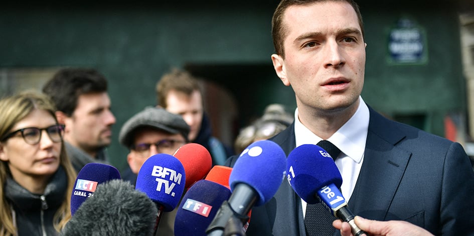 Le patron du RN nourrit des relations paradoxales avec la presse.