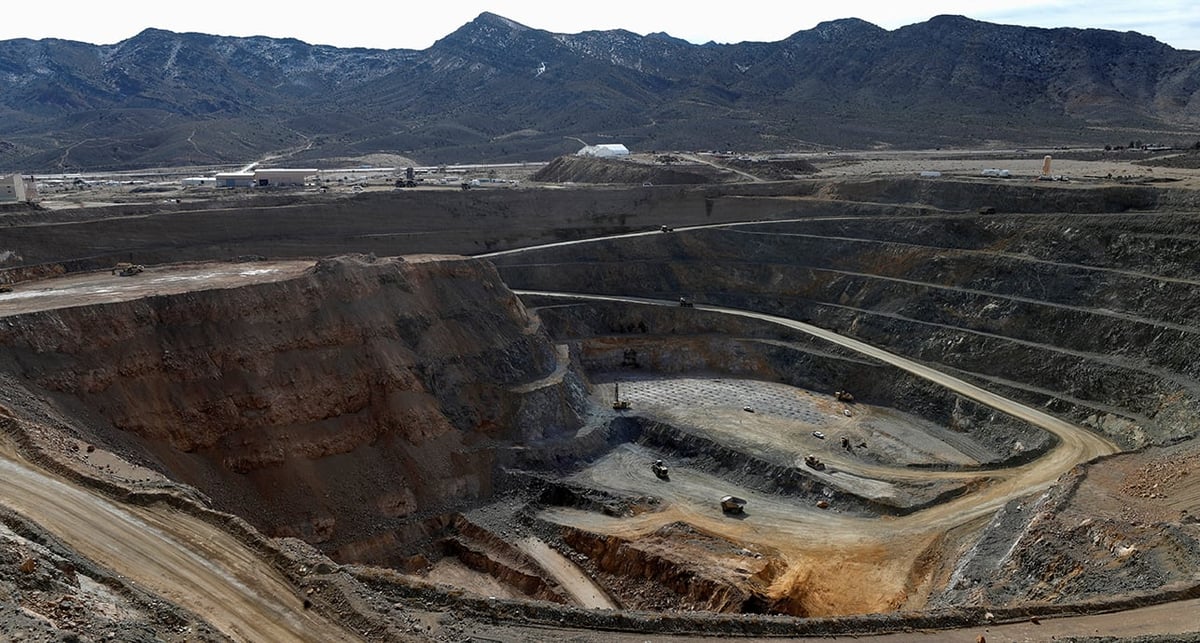 Une vue de la mine à ciel ouvert de terres rares de MP Materials à Mountain Pass, en Californie, aux États-Unis, le 30 janvier 2020.