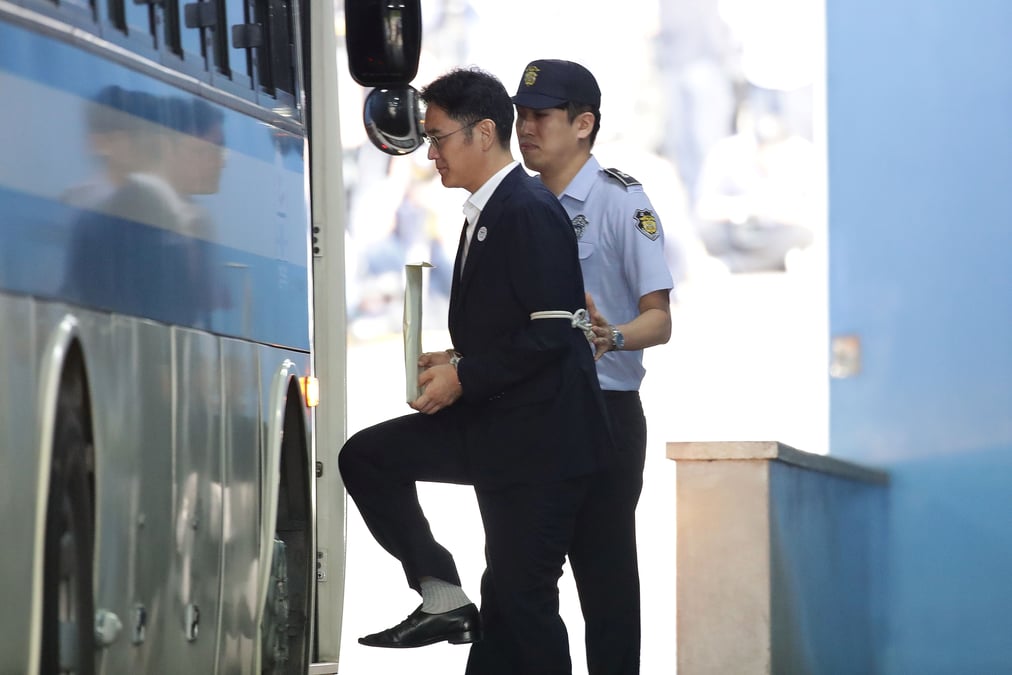 L'heritier de l'empire samsung condamne a 5 ans de prison
