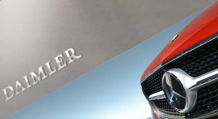 Daimler ouvert a une entree dans volvo
