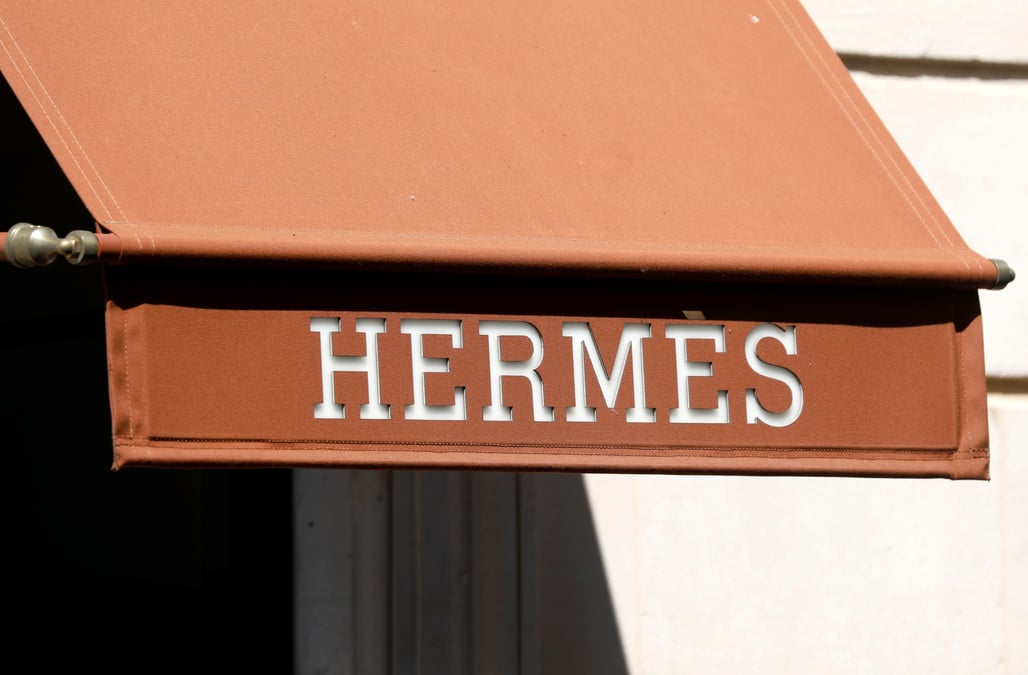 Hermes: l'activite et la marge operationnelle chutent au deuxieme trimestre