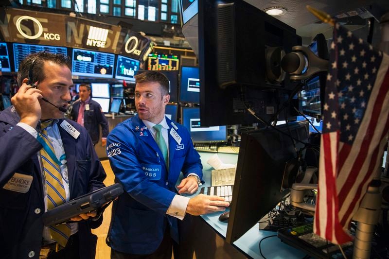 Wall Street ouvre en baisse après la statistique de l'emploi