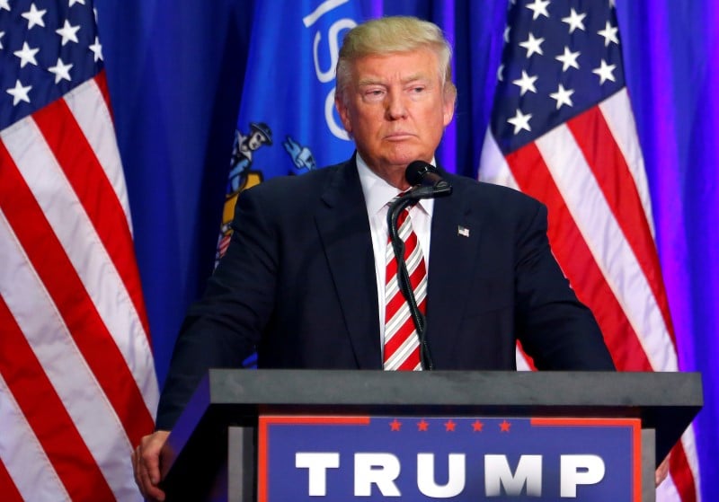 Donald trump drague la communaute noire