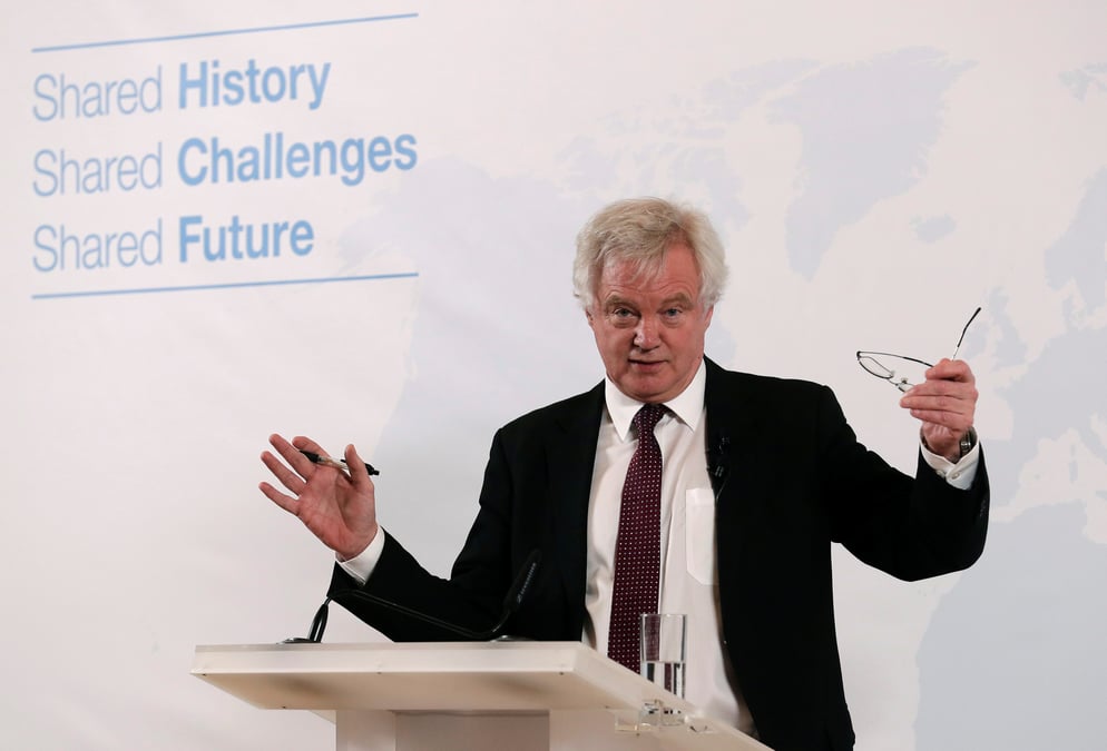 Davis ne veut pas d'un royaume-uni "a la mad max" apres le brexit